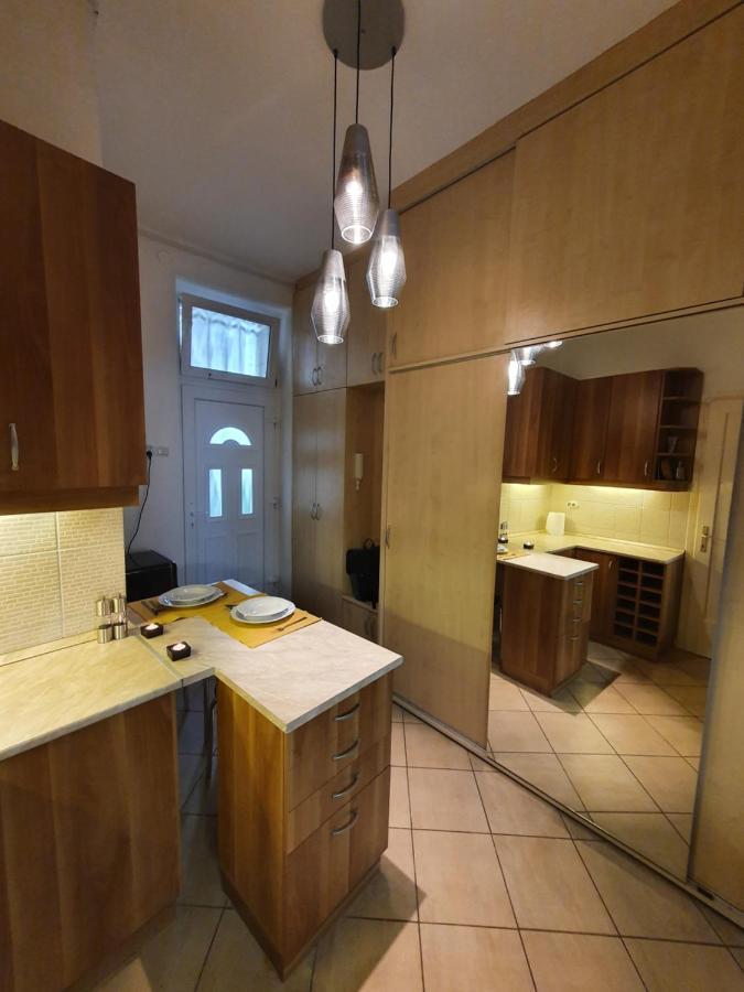Boesix Apartman Budapest Exterior photo